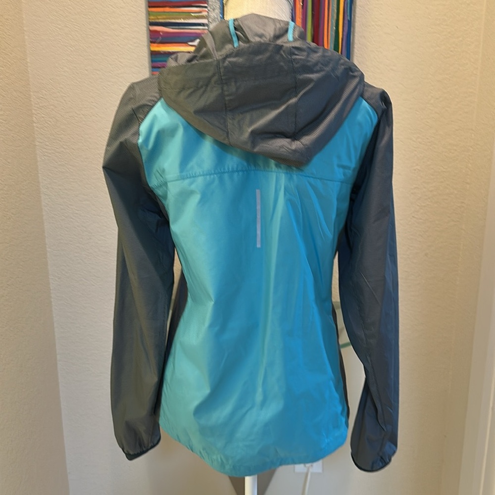 Nike Nylon Jacket - Picture 4 of 9
